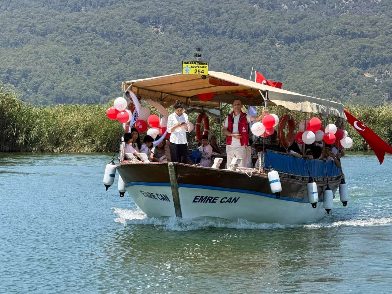 Dalyan’da Geleneksel Sünnet Şöleni Coşkusu Tekne Turu ile Başladı 2